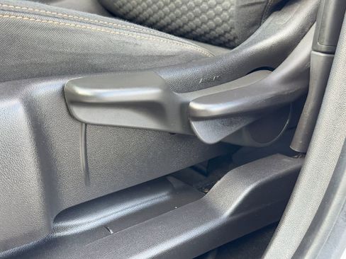 Used 2018 GMC Terrain SLE image 31