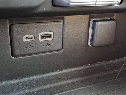 Used 2021 Chevrolet Tahoe LS image 27