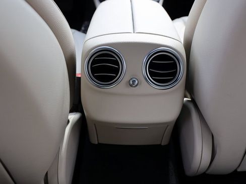 Used 2017 Mercedes-Benz E 300 image 26