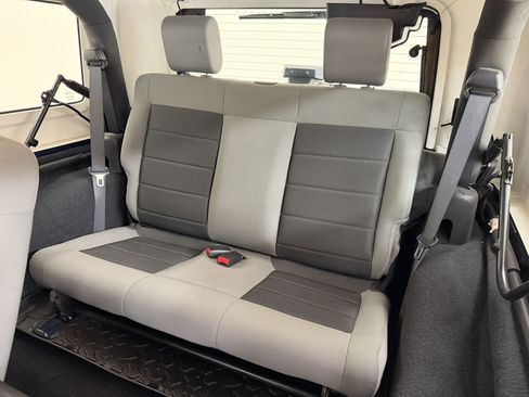 Used 2009 Jeep Wrangler X AWD/4WD image 22