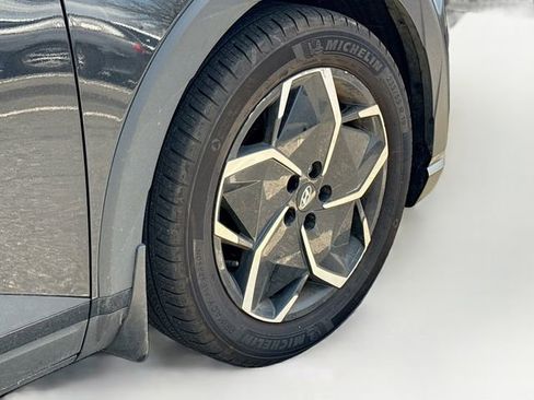 Certified 2024 Hyundai Ioniq 5 SEL RWD image 12