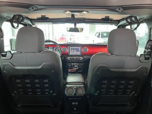 Used 2020 Jeep Wrangler Rubicon w/ Uconnect 4C Nav & Sound Group AWD/4WD image 21