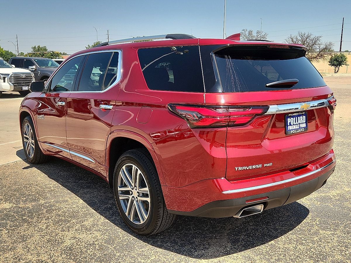 Used 2023 Chevrolet Traverse High Country AWD/4WD image 2