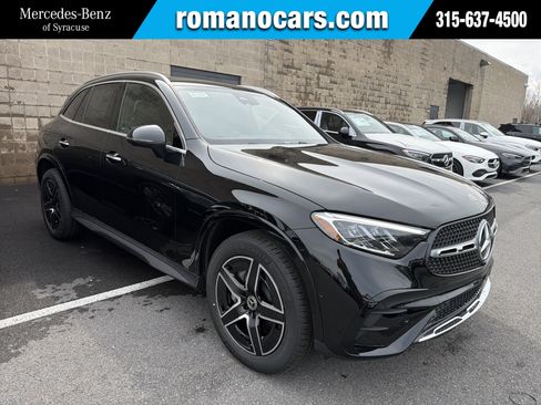 Used 2026 Mercedes-Benz GLC 300 4MATIC image 1
