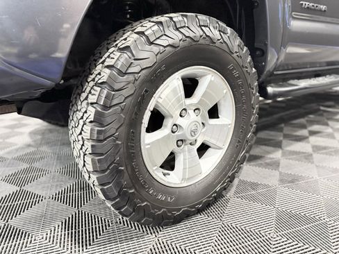 Used 2015 Toyota Tacoma 4x4 Double Cab image 8
