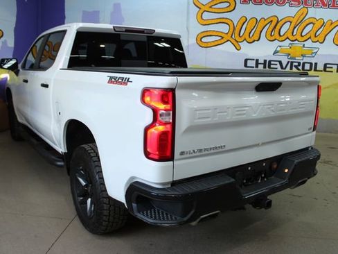 Used 2020 Chevrolet Silverado 1500 LT Trail Boss AWD/4WD image 6