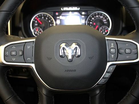 New 2026 RAM 2500 Big Horn AWD/4WD image 11