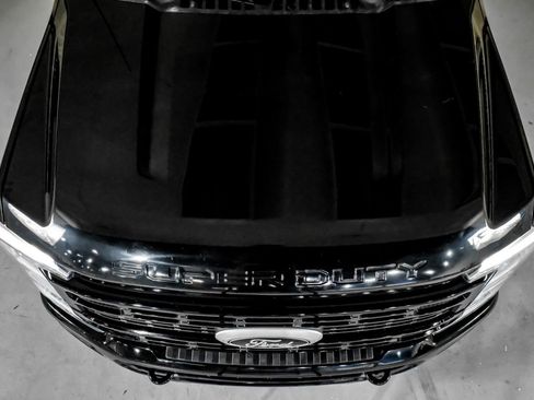 Used 2025 Ford F350 XLT image 36