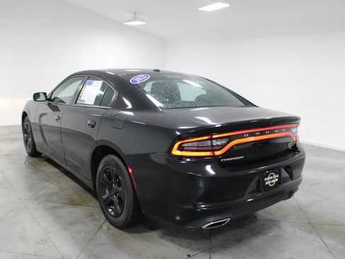 Used 2022 Dodge Charger SXT RWD image 7
