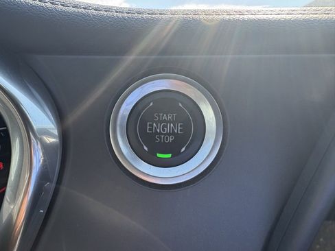 Used 2021 Chevrolet Blazer LT w/ Redline Edition image 21