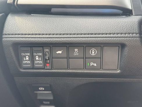 Used 2023 Honda Odyssey Touring image 30