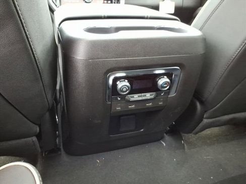 New 2026 GMC Yukon Elevation w/ Elevation Premium Package image 17