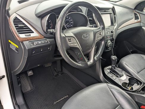 Used 2018 Hyundai Santa Fe Sport image 16