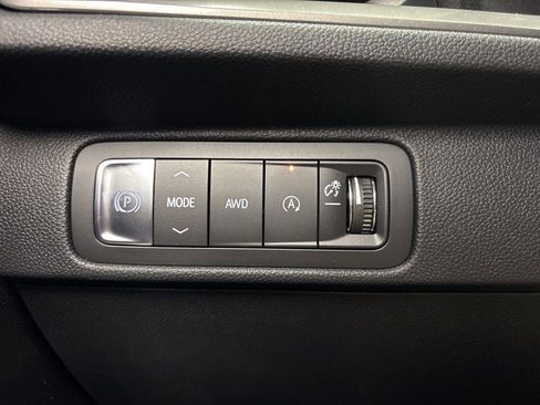New 2026 Chevrolet Traverse LT w/ Driver Confidence Package AWD/4WD image 31