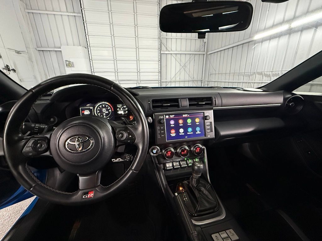 Used 2024 Toyota GR86 Premium RWD image 32