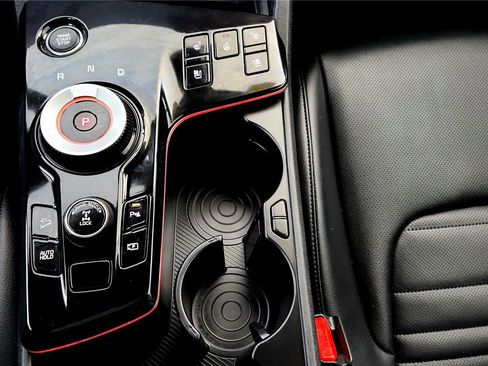 Used 2023 Kia Sportage SX Prestige image 35