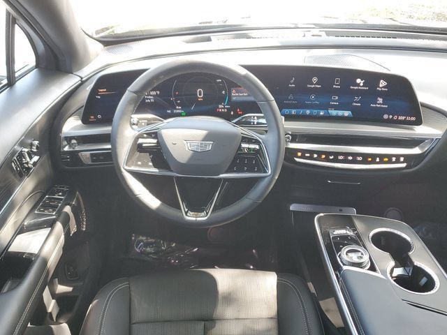 Certified 2024 Cadillac Lyriq Luxury RWD image 18
