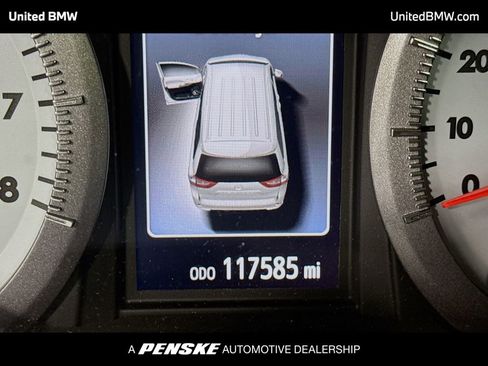 Used 2019 Toyota Sienna SE w/ SE Preferred Package FWD image 7