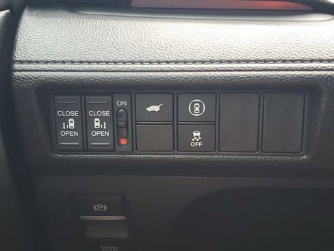 Used 2023 Honda Odyssey Sport image 21