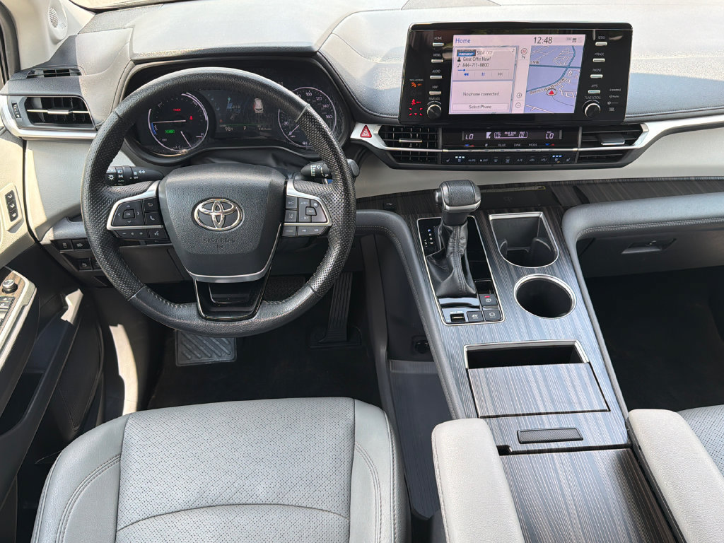 Used 2022 Toyota Sienna Limited AWD/4WD image 23