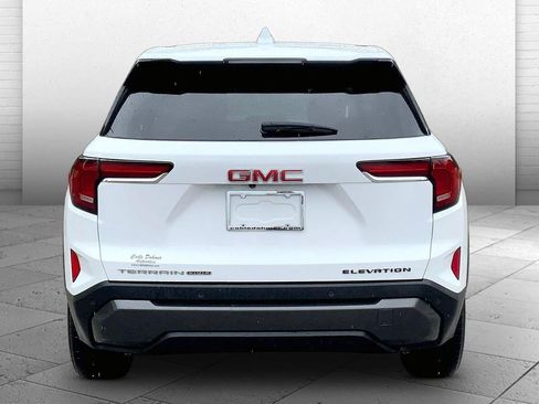 Used 2025 GMC Terrain Elevation AWD/4WD image 3