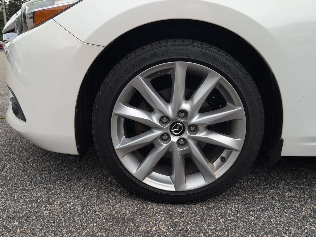 Used 2017 MAZDA MAZDA3 Grand Touring FWD image 10