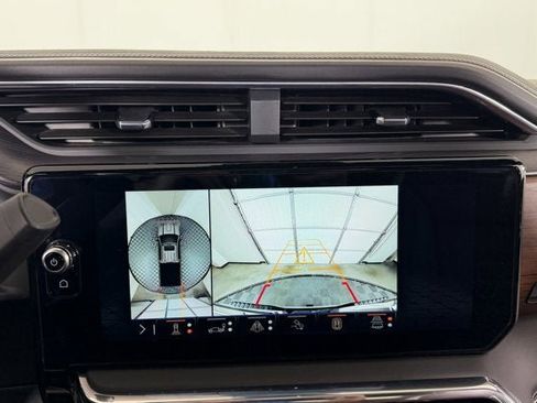 Certified 2025 GMC Sierra 2500 Denali Ultimate image 13