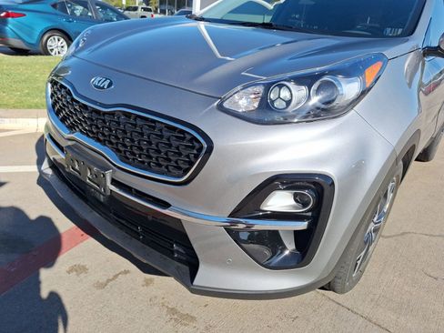 Used 2021 Kia Sportage EX w/ EX Technology Package image 10