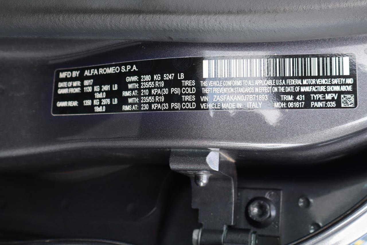 Used 2018 Alfa Romeo Stelvio AWD image 47