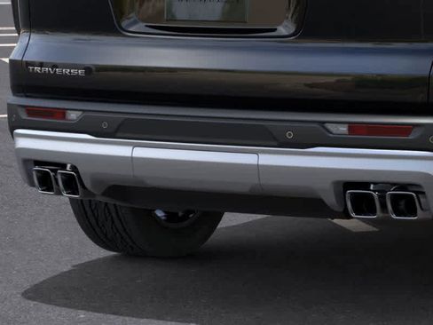 New 2026 Chevrolet Traverse LT image 14