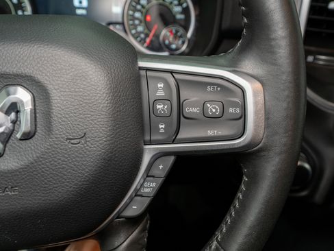 Used 2024 RAM 2500 Big Horn w/ Night Edition AWD/4WD image 24