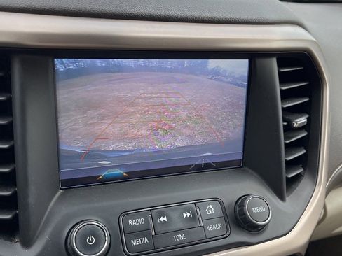 Used 2018 GMC Acadia Denali image 18