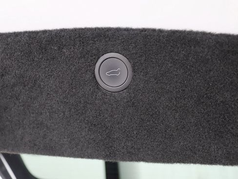 Used 2023 Tesla Model X Plaid image 37