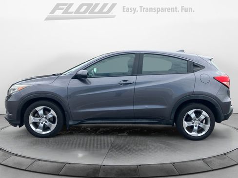 Used 2017 Honda HR-V LX image 5