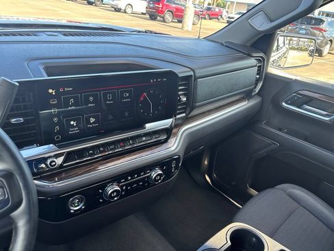 Used 2024 GMC Sierra 1500 SLE RWD image 21