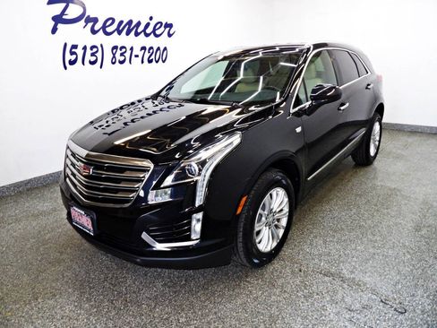 Used 2019 Cadillac XT5 FWD image 1