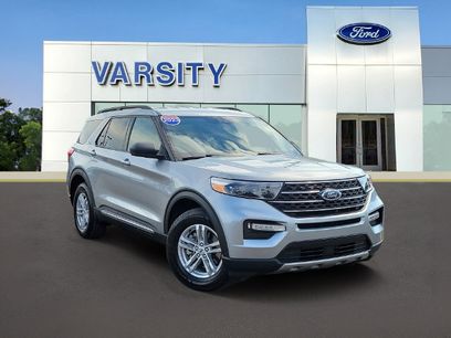 Certified 2023 Ford Explorer XLT w/ Equipment Group 202A