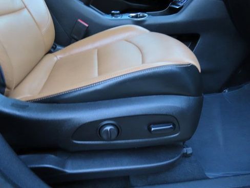 Used 2018 GMC Terrain SLT image 33