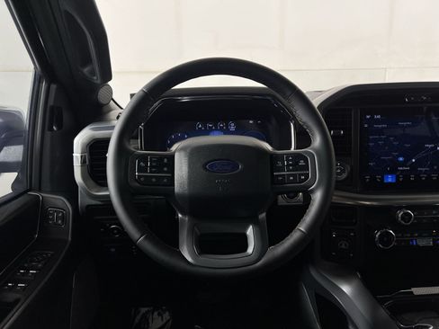 Used 2025 Ford F150 Lariat w/ Equipment Group 501A Mid AWD/4WD image 16