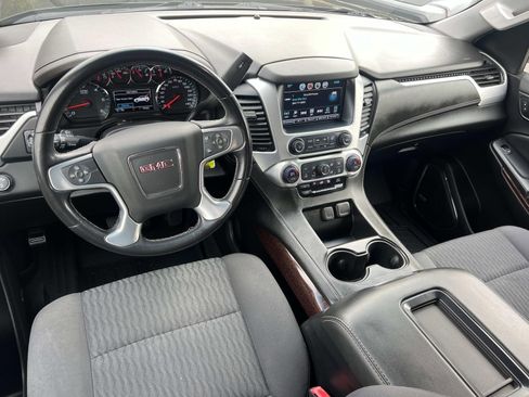 Used 2020 GMC Yukon SLE image 22