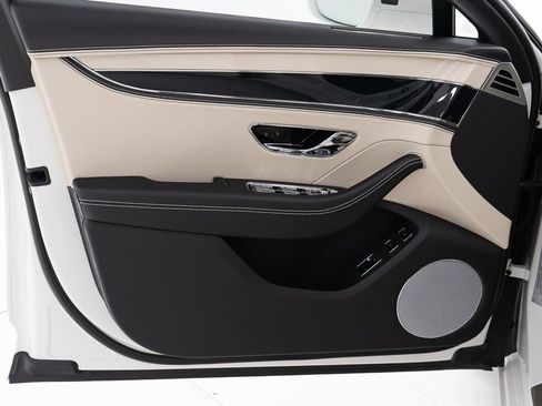 New 2026 Bentley Flying Spur Plug-In Hybrid AWD/4WD image 11