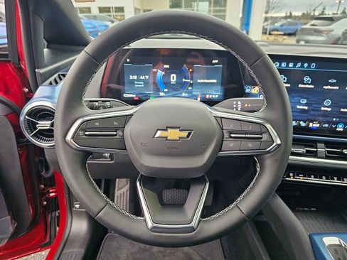 New 2026 Chevrolet Equinox EV LT w/ Convenience Package II FWD image 12