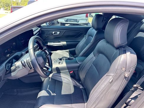 Certified 2025 Ford Mustang GT Premium RWD image 7