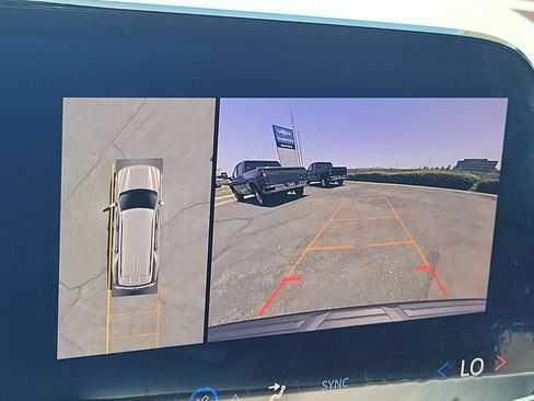 Used 2026 Chevrolet Tahoe LS RWD image 15