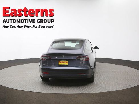 Used 2023 Tesla Model 3 Standard Range image 33