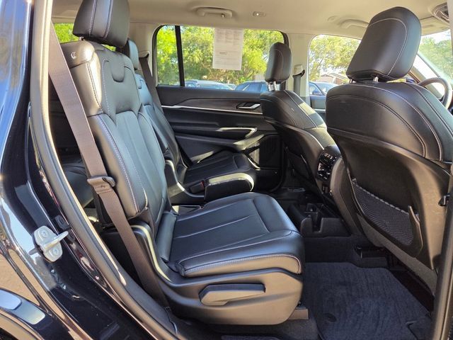 Used 2023 Jeep Grand Cherokee L Limited RWD image 24