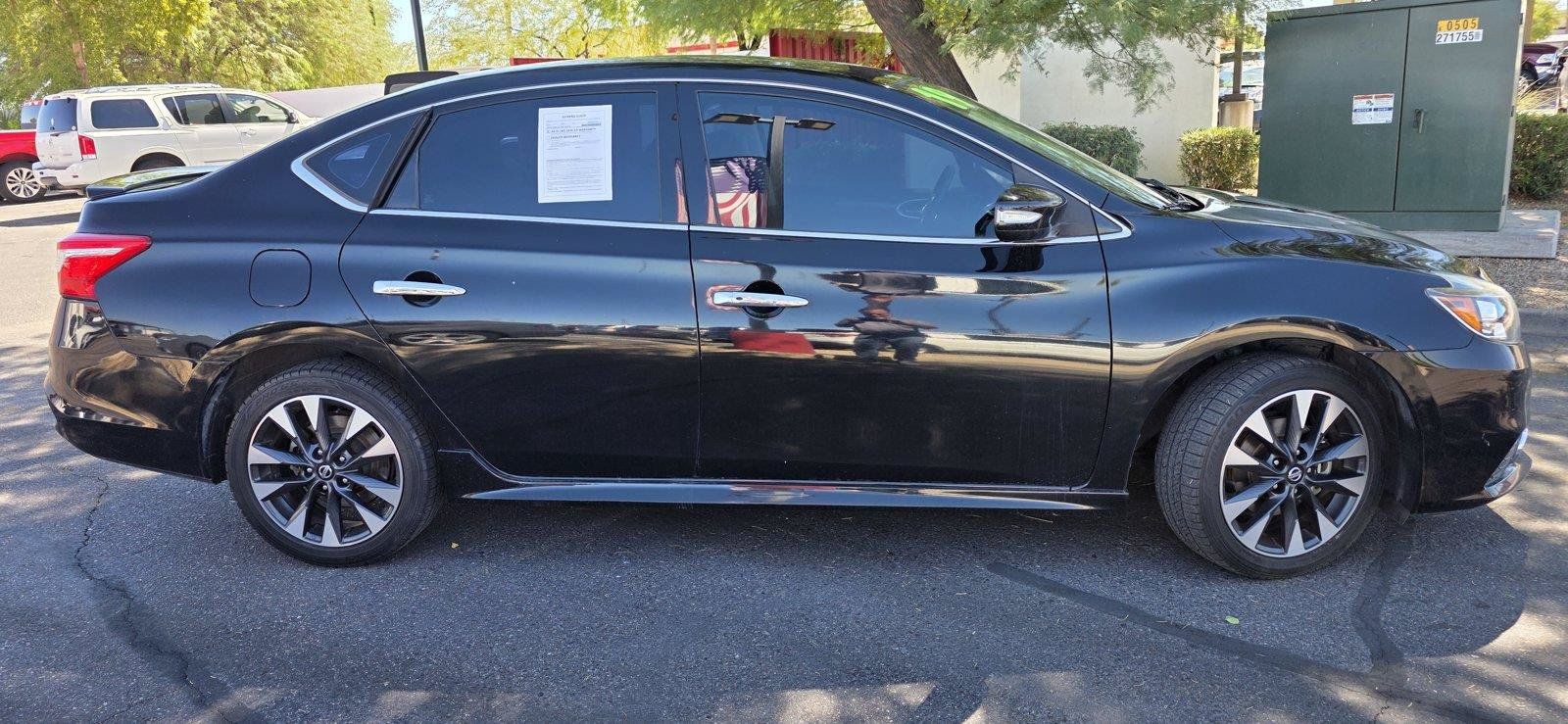 Used 2019 Nissan Sentra SR FWD image 4