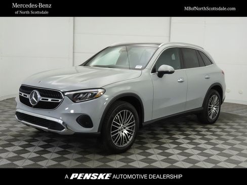 Certified 2025 Mercedes-Benz GLC 300 image 1