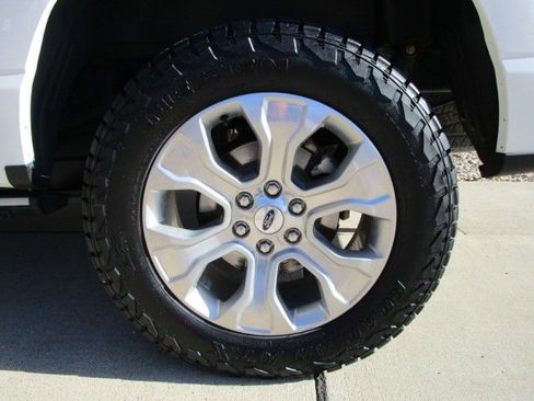 Used 2023 Ford F150 Platinum w/ Equipment Group 701A High image 9