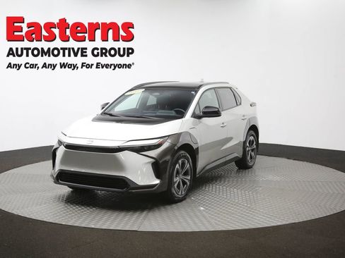 Used 2023 Toyota bZ4X XLE w/ Weather Package image 55